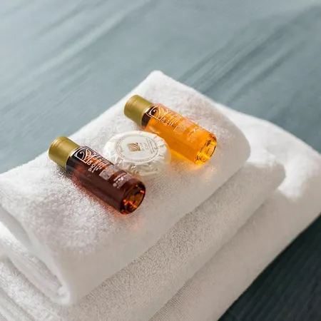 Via Dei Serpenti * روما