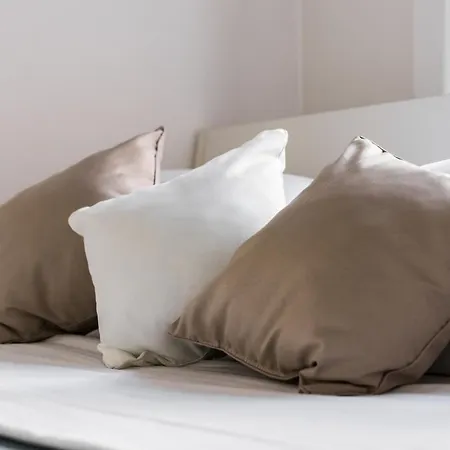 Via Dei Serpenti شقة روما